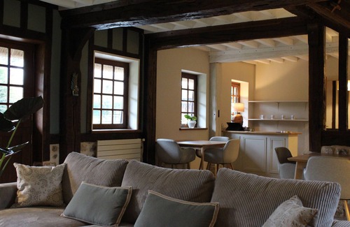 Vattetot-sous-Beaumont Bed & Breakfast | The Flaubert bedroom in the authentic and newly renovated cottage La Chaumière Normande