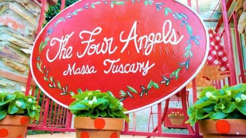 San Carlo Terme House | The Four Angels