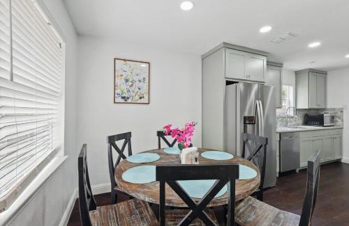Richardson House | The Four Nests in Richardson