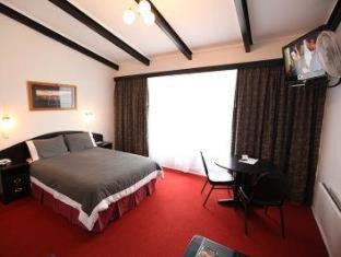 Port Arthur Hotel | The Fox and Hounds Historic Hotel