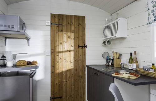 Mangotsfield Cottage | The Freight Wagon - a unique and charming wagon in Gretton sleeping two guests