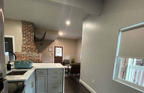 Sanford Apartment | The Front Porch