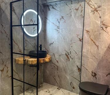 Bangor House | The Funky Hideaway with Hot Tub