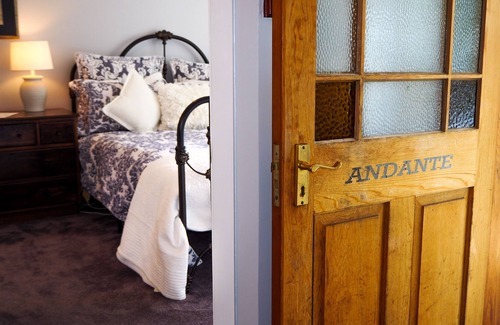 Picton House | The Gables B&B