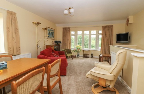 Ripley Cottage | The Gables