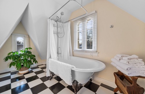 Rhinebeck Village Business District House | The Gables of Rhinebeck Inn