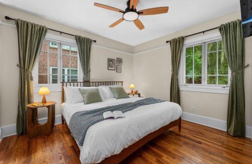 Duckpond House | The Gallery at Duckpond - 1930s Historic Charm