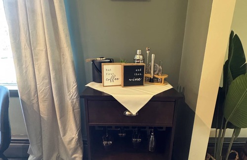 Williamsport House | The Garden House - Renovated 2BR - Walk to LLWS