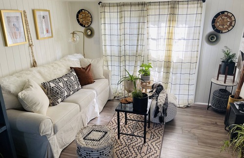 Senoia Apartment | The Garden House at Serenita Homestead