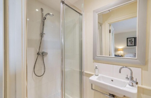 East Dean and Friston Cabin | The Garden Room