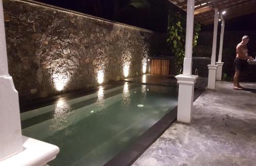 Padinnoruwa Villa | The Gatehouse