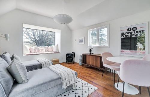 Picton House | The Gem - Beautiful farmhouse with hot tub