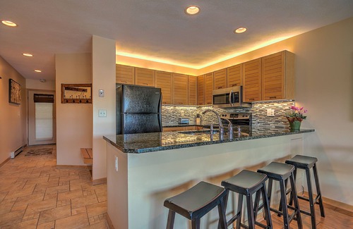 Dillon Condo | The Gem Of East Bay! Completely Remodeled 2nd Floor Unit With Breathtaking Views