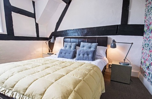 Rowde House | The George & Dragon
