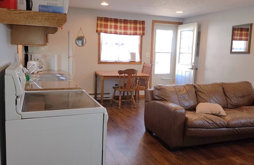 Coldwater House | The Getaway 1 bd/1 bath on the lake with beach, kayak and dock