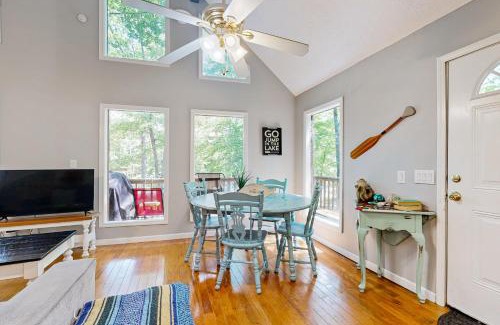 Iuka House | The Getaway-Pickwick Cabin