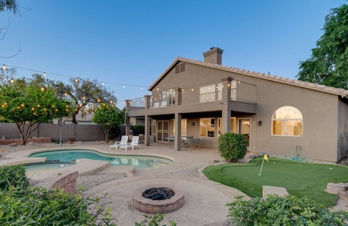 Superstition Springs House | The Gilbert Oasis