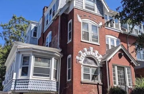 Wilmington Apartment | The Gilpin Getaway | 2BR | Free Coffee | by RedAwning