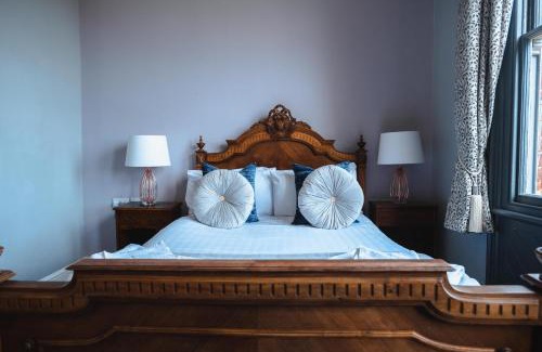 Bartestree Hotel | The Godwins