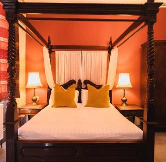 Bartestree Hotel | The Godwins