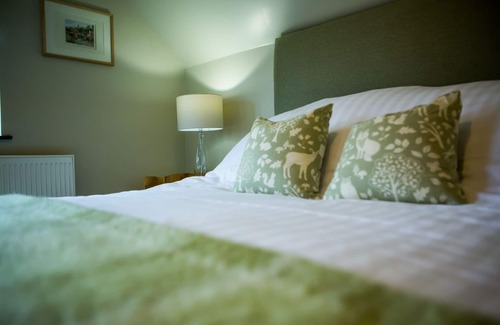 Bridgnorth Bed & Breakfast | The Golden Lion Inn