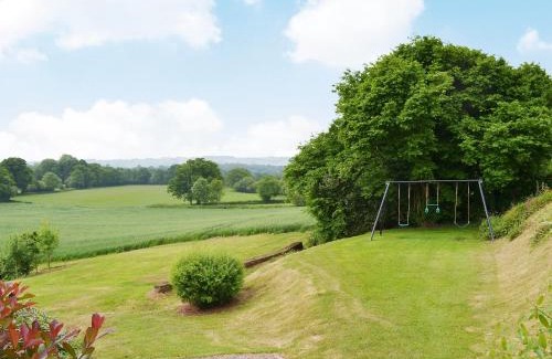 Tiverton House | The Goyle-E4528