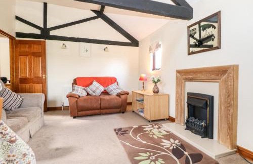 Edburton Apartment | The Granary