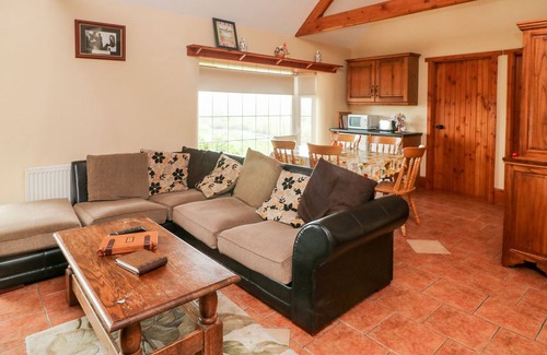 Lismore Cottage | THE GRANARY, pet friendly in Lismore, County Waterford