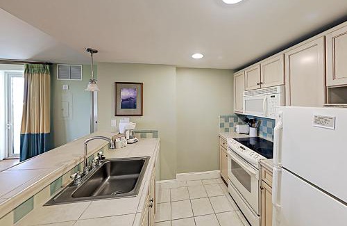 Baytowne Wharf Apartment | The Grand #2625