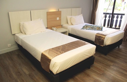 Si Rusa Hotel | The Grand Beach Resort Port Dickson