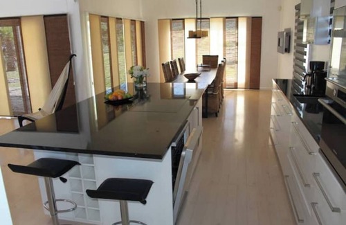 Myoli Beach House | The Great White House at the Seaside in Sedgefield, Western Cape
