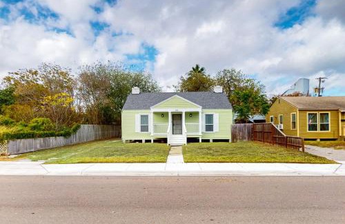 Bay Area House | The Green Cottage
