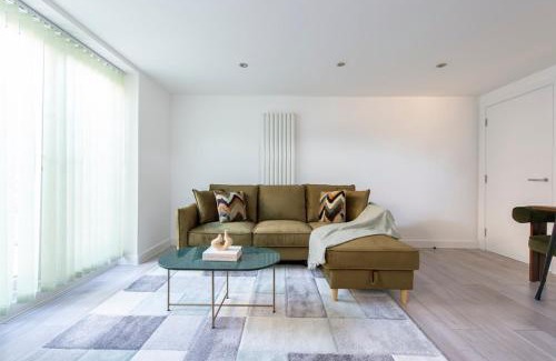Crayford Apartment | The Green Haven-Cozy luxury flat in Crayford