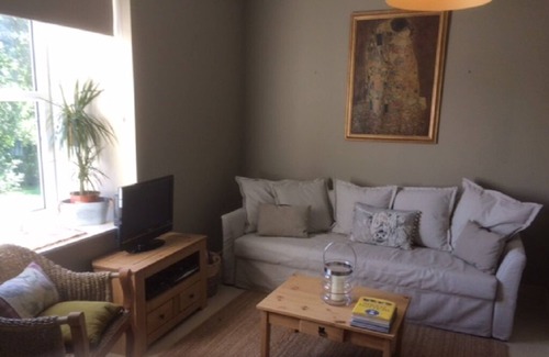 Aberfoyle Apartment | The Green Loft apartment- Luxury with a few Eco options in the National Park.