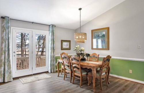 Midlothian House | The Greenhouse in the Heart of Midlothian