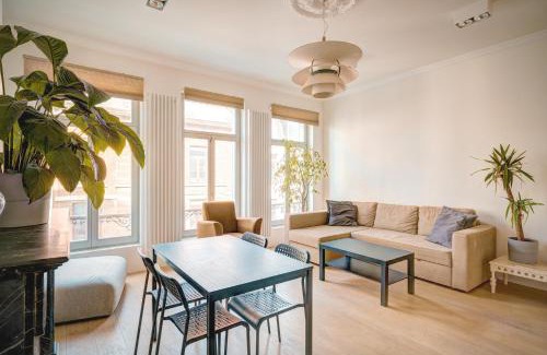 Sint-Andries Apartment | The Greenplace Lodge. Apartment in Heart of Antwerp.