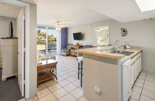 Key West Apartment | The Grenada Suite Pool View Private Balcony