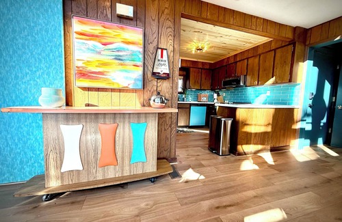 Dan River House | The Groovy Groundhog located within minutes to the Blue Ridge Parkway
