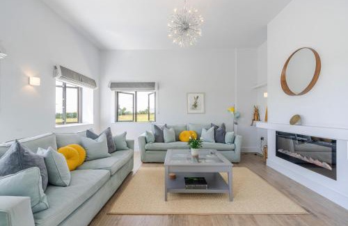 Malmesbury House | The Grove - Converted Cattle Barn