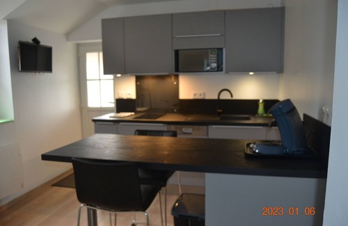 Lumigny-Nesles-Ormeaux House | THE GUET TOWER 1 independent apartment.