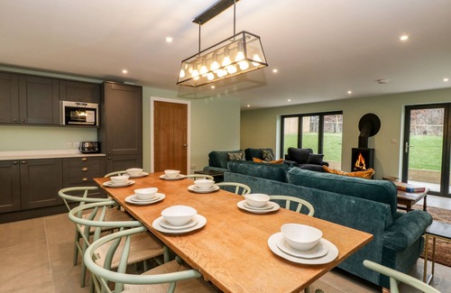 Sherborne Cottage | THE GULLY, pet friendly, character holiday cottage in Sherborne