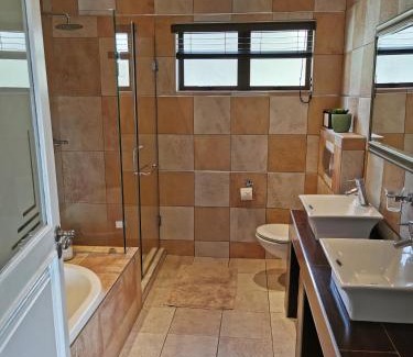 Umhlanga House | The Hamptons Guest House