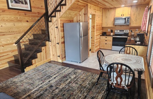 Old Fort Cabin | The Harmony Cabin A cozy one bedroom cabin!