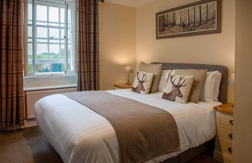 Giggleswick Hotel | The Harts Head