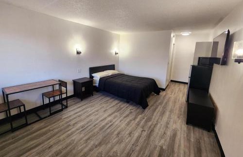 Salina Hotel | The Hastings Inn Salina