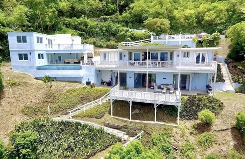 Estate Kingshill Apartment | The Hawks Nest Suite