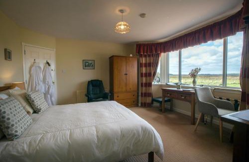 Mey Bed & Breakfast | The Hawthorns B & B