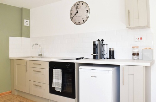 Hoylandswaine Cottage | The Hayloft - UK43352