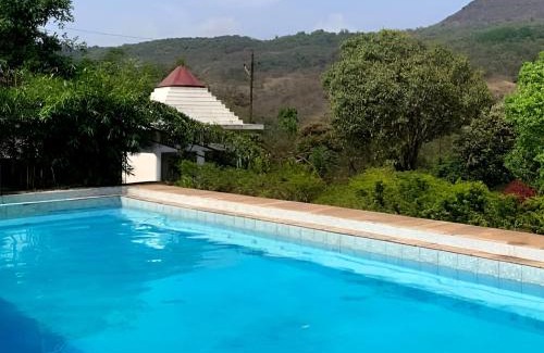 Kadadhe House | THE HEART OF HEAVEN
