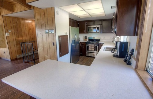 Zephyr Cove House | The Heights 4 Bedroom Home by RedAwning